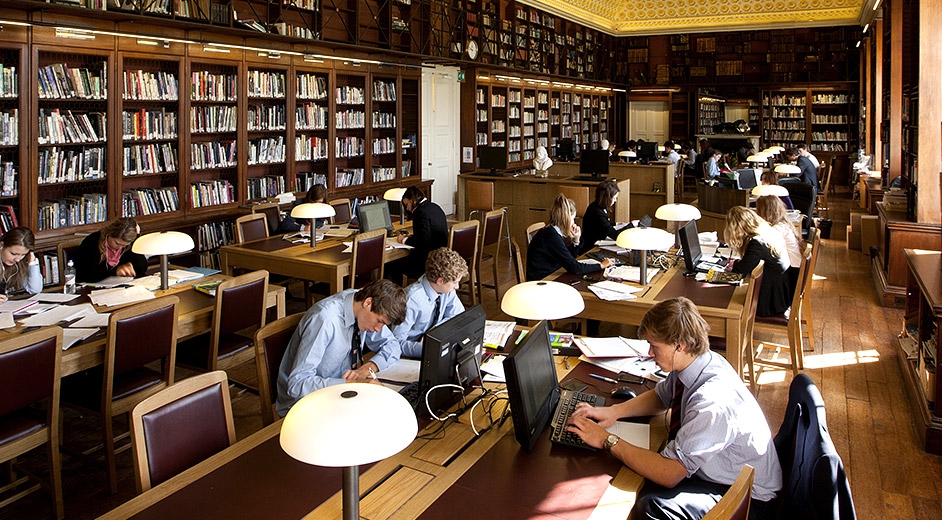top_uk_private_school_stowe_library-942