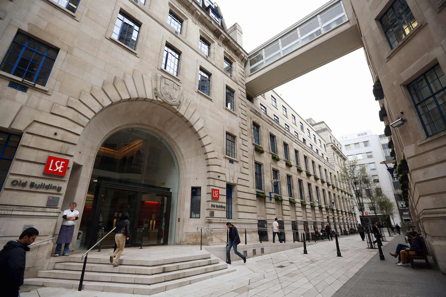 伦敦政治经济学院（LSE）专注社会科学、享誉政商界，培养了欧洲最多的亿万富翁