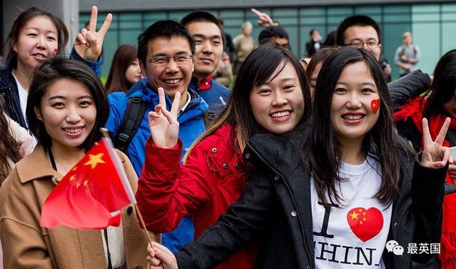 中国赴英留学生暴增193%，再超欧盟总和！毕业生起薪创新高，工签也翻倍，永居机会大增！